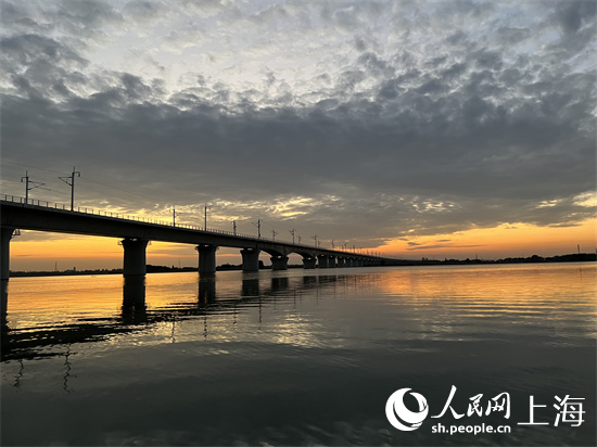 长三角水域附近风景。 人民网记者 王文娟摄
