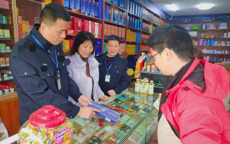 湖北省枝江市烟草专卖局开展普法活动。