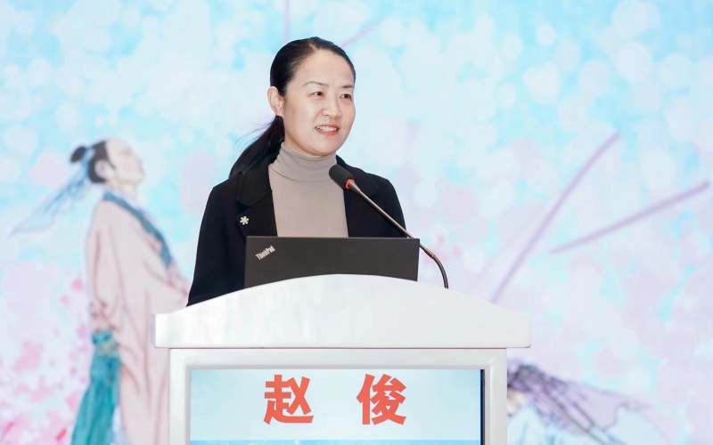 武汉市精神卫生中心党委书记赵俊致辞。