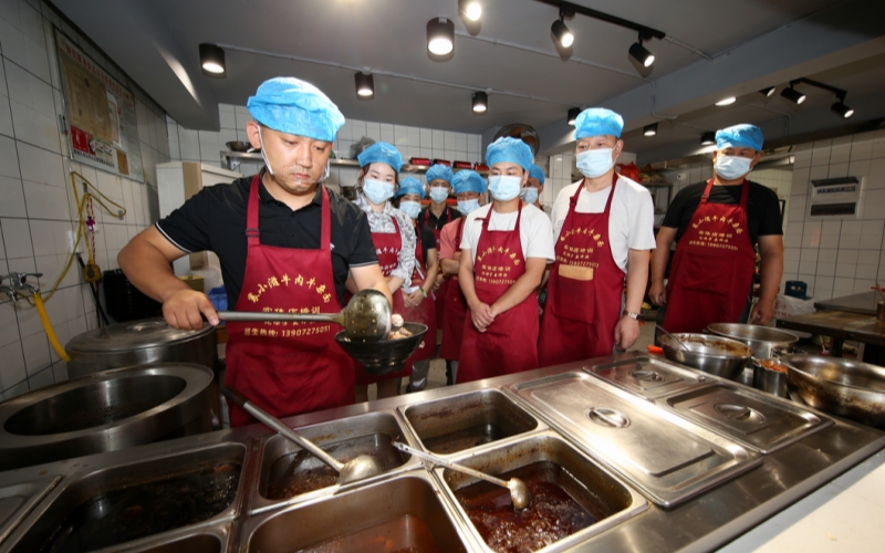 襄阳牛肉面师